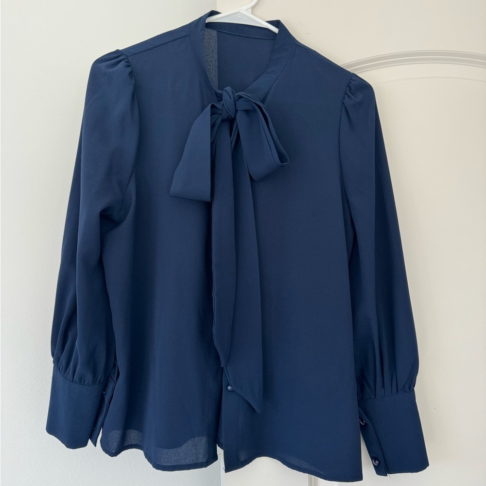 Elegant Navy Blue Women's Blouse